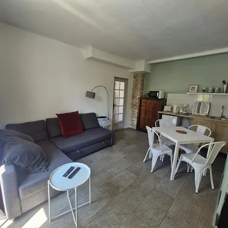 Апартаменты 4 Personnes Proche Paris Et De La Station Aerobus Paris-beauvais *